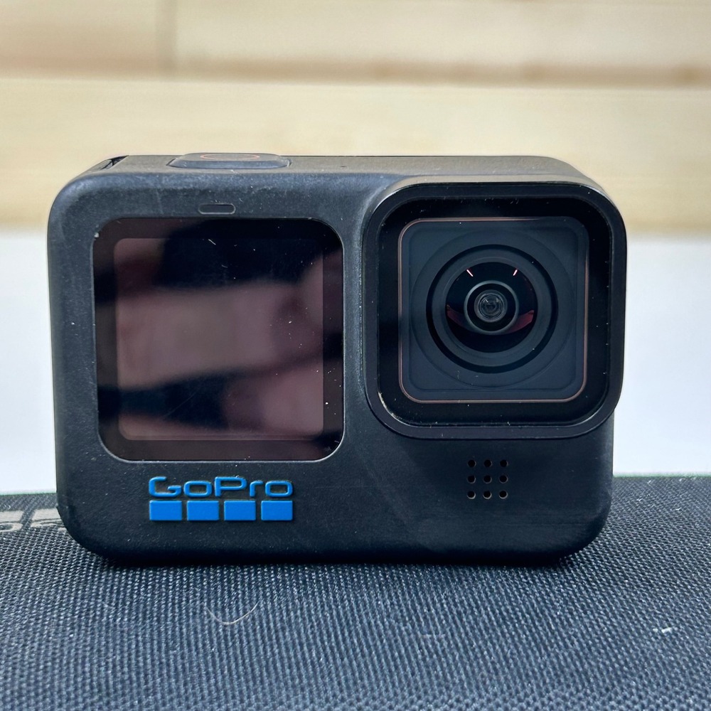 GoPro Hero 11 Black Action Camera Bundle 256GB SD Card Accessories Cases Black